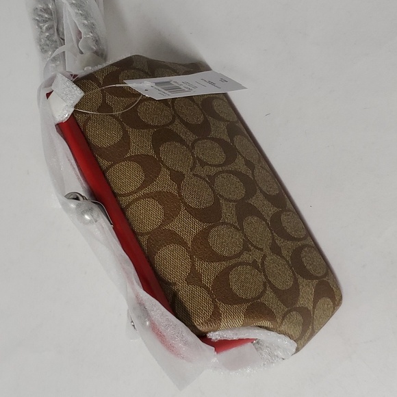 Due to Missing item- Coach CH512 Nora Kisslock Crossbody Signature Canvas - Picture 7 of 16